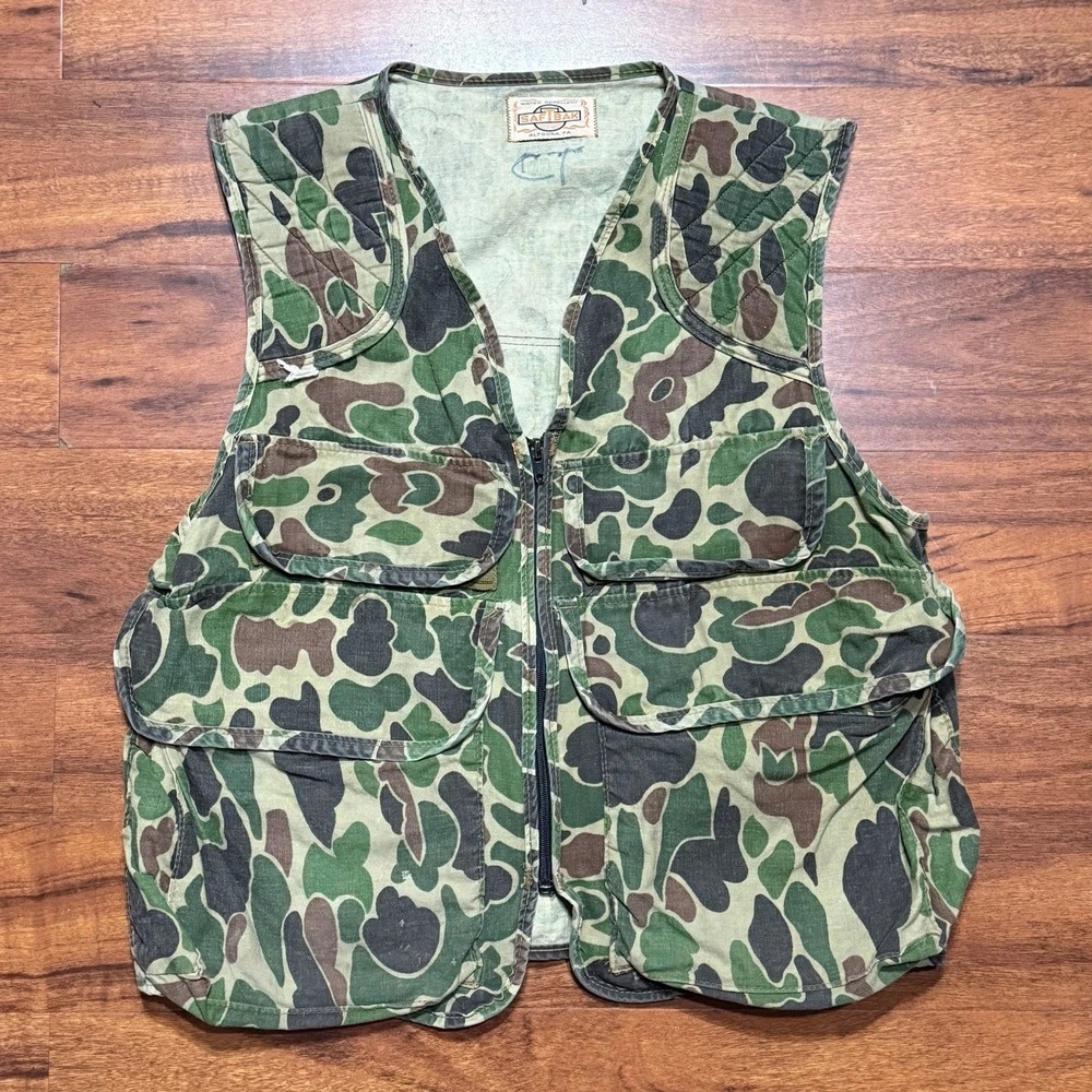 SafTbak Hunting Vest Mens Green Camouflage Utility Pockets Vintage Duck M/L